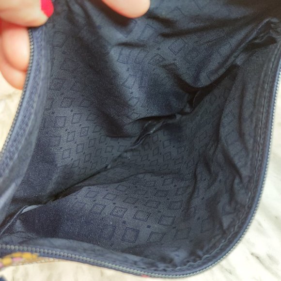 Vera Bradley Women's Straw Woven Crab Pattern Crossbody Bag - Picture 6 of 10